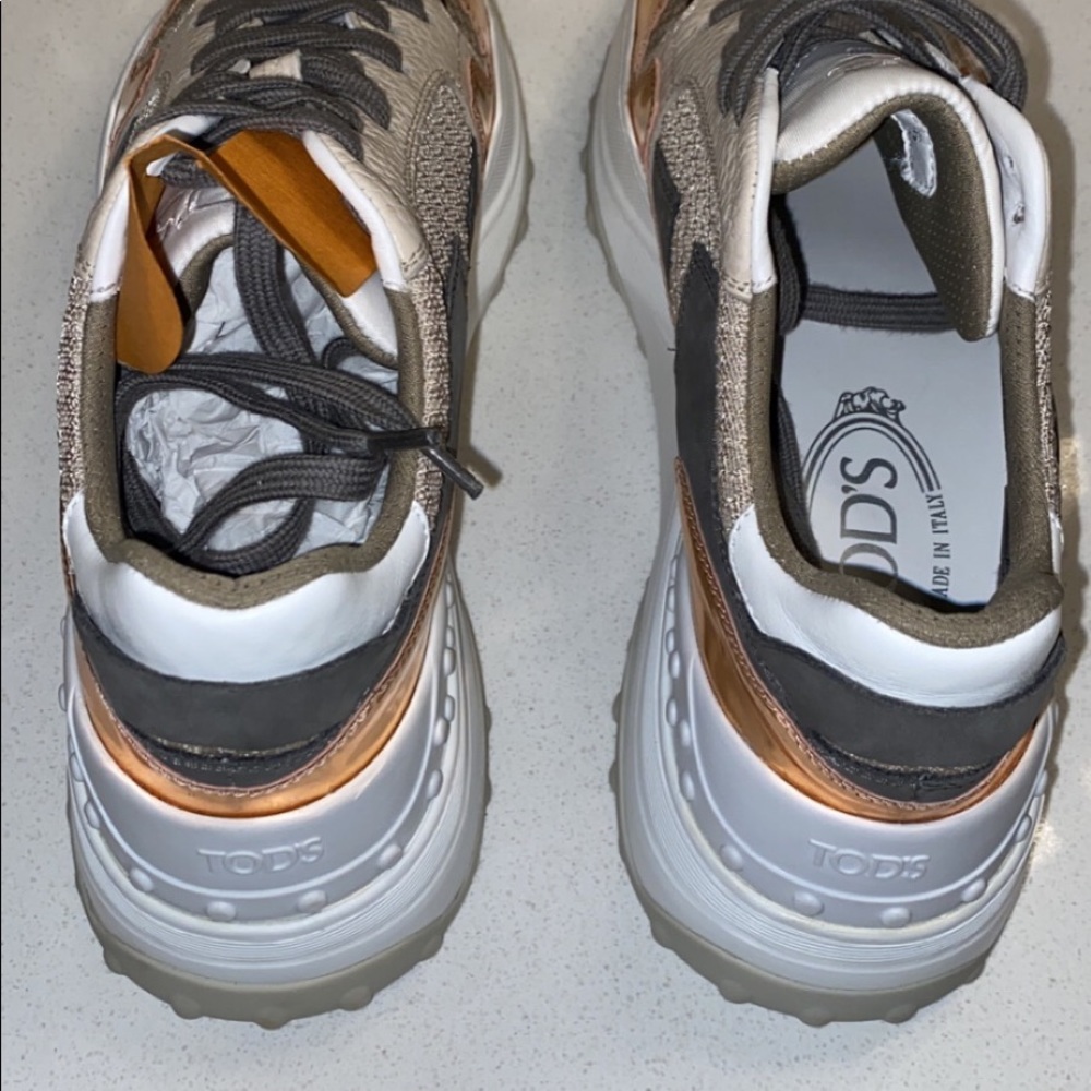 Tods - Picture 4 of 6